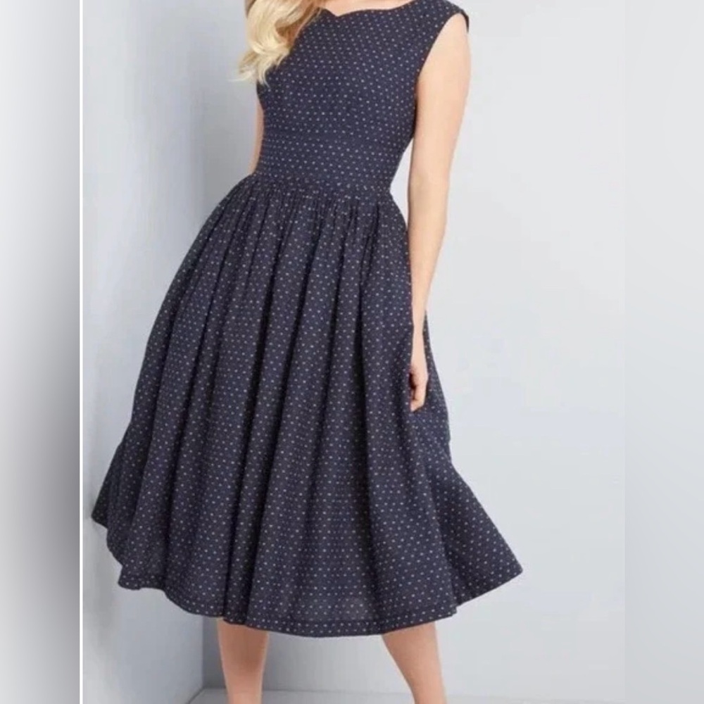 NWT ModCloth Fabulous Fit & Flare Dress | Size 2 | Retro-Inspired Print